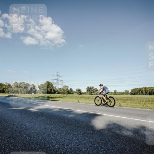 07.09.2025 - 19. Norderstedt Triathlon Michael Burmester http://msf.ph/oto/8860229 07.09.2025 15:51:38 Radfahren 390, 926, 1058, 1088, 1090, 1446, 1530 meine-sportfotos.de