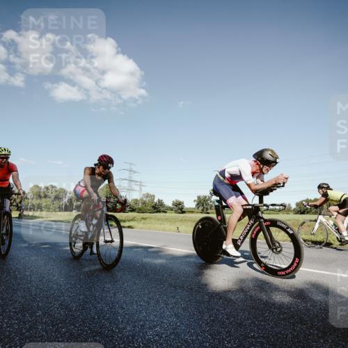 07.09.2025 - 19. Norderstedt Triathlon Michael Burmester http://msf.ph/oto/8860236 07.09.2025 15:51:40 Radfahren 390, 538, 550, 926, 1058, 1060, 1088, 1090, 1446, 1530, 1565 meine-sportfotos.de