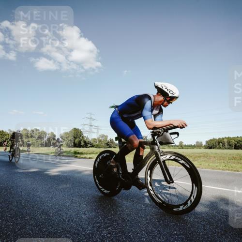 07.09.2025 - 19. Norderstedt Triathlon Michael Burmester http://msf.ph/oto/8860243 07.09.2025 15:51:42 Radfahren 390, 538, 550, 1058, 1060, 1088, 1090, 1446, 1530, 1565, 1595 meine-sportfotos.de