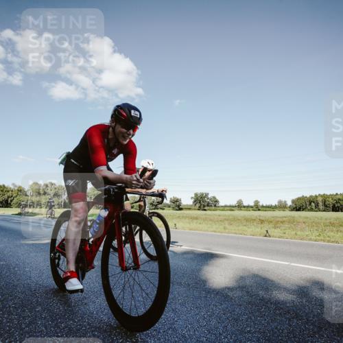 07.09.2025 - 19. Norderstedt Triathlon Michael Burmester http://msf.ph/oto/8860246 07.09.2025 15:51:43 Radfahren 390, 538, 550, 1058, 1060, 1088, 1090, 1446, 1530, 1565, 1595 meine-sportfotos.de