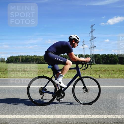 07.09.2025 - 19. Norderstedt Triathlon Michael Burmester http://msf.ph/oto/8860249 07.09.2025 13:48:47 Radfahren 1007, 1438 meine-sportfotos.de