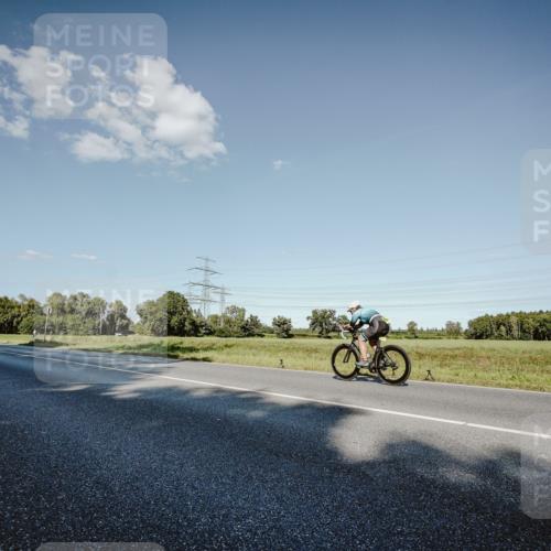 07.09.2025 - 19. Norderstedt Triathlon Michael Burmester http://msf.ph/oto/8860264 07.09.2025 15:51:50 Radfahren 1077, 1413, 1432 meine-sportfotos.de