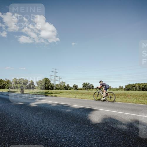 07.09.2025 - 19. Norderstedt Triathlon Michael Burmester http://msf.ph/oto/8860271 07.09.2025 15:51:54 Radfahren 408, 1074 meine-sportfotos.de