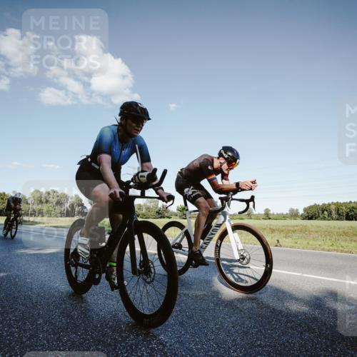 07.09.2025 - 19. Norderstedt Triathlon Michael Burmester http://msf.ph/oto/8860305 07.09.2025 15:52:05 Radfahren 431, 454, 494, 512, 887, 1052, 1103, 1545, 1591 meine-sportfotos.de