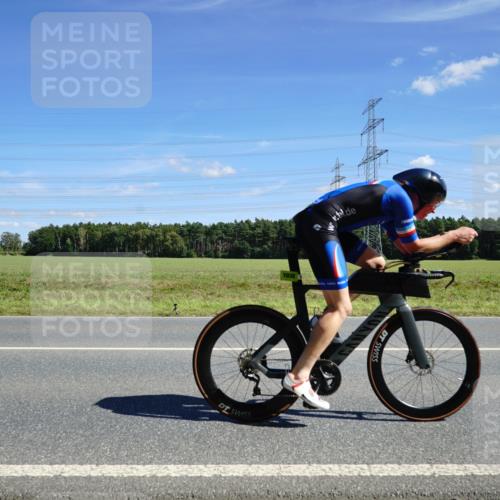 07.09.2025 - 19. Norderstedt Triathlon Michael Burmester http://msf.ph/oto/8860306 07.09.2025 13:49:29 Radfahren 1038 meine-sportfotos.de