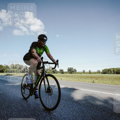 07.09.2025 - 19. Norderstedt Triathlon Michael Burmester http://msf.ph/oto/8860320 07.09.2025 15:52:08 Radfahren 454, 494, 512, 887, 1052, 1103, 1591 meine-sportfotos.de