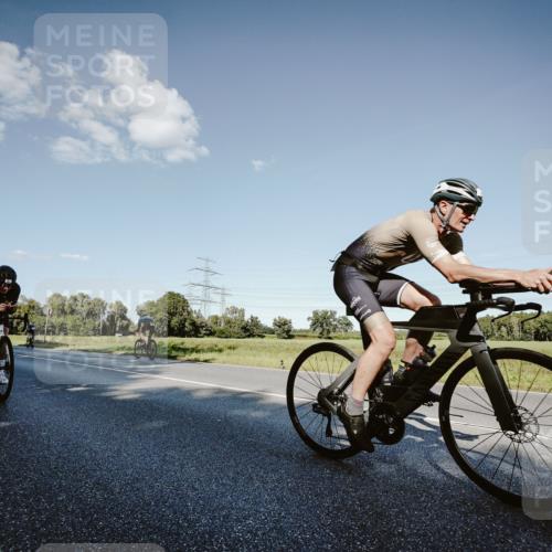 07.09.2025 - 19. Norderstedt Triathlon Michael Burmester http://msf.ph/oto/8860341 07.09.2025 15:52:17 Radfahren 487, 499, 509, 942, 1092, 1097, 1464 meine-sportfotos.de
