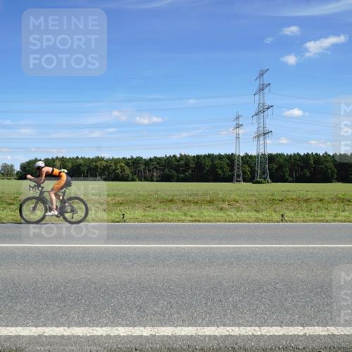 07.09.2025 - 19. Norderstedt Triathlon Michael Burmester http://msf.ph/oto/8860347 07.09.2025 13:49:56 Radfahren 908, 1467 meine-sportfotos.de