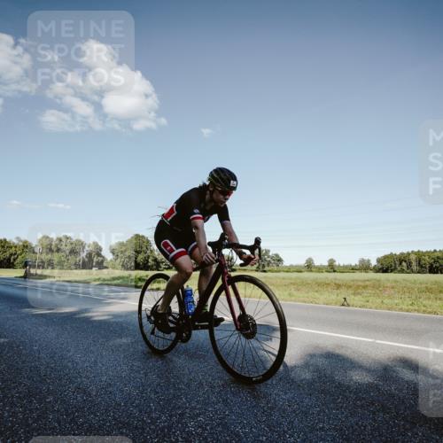 07.09.2025 - 19. Norderstedt Triathlon Michael Burmester http://msf.ph/oto/8860348 07.09.2025 15:52:18 Radfahren 499, 509, 942, 1092, 1097, 1464 meine-sportfotos.de