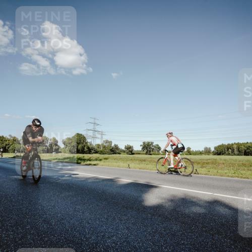 07.09.2025 - 19. Norderstedt Triathlon Michael Burmester http://msf.ph/oto/8860365 07.09.2025 15:52:27 Radfahren 924, 951, 1479 meine-sportfotos.de