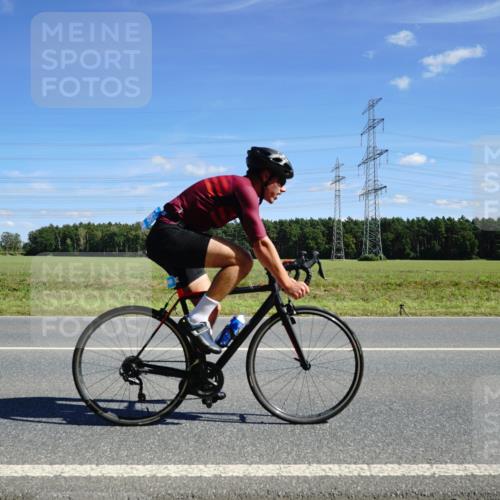 07.09.2025 - 19. Norderstedt Triathlon Michael Burmester http://msf.ph/oto/8860375 07.09.2025 13:50:14 Radfahren 1465 meine-sportfotos.de