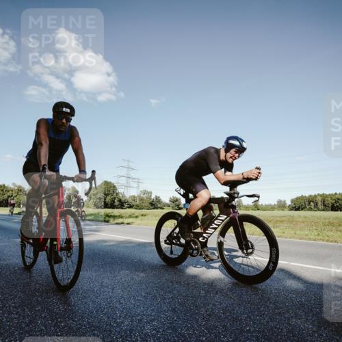 07.09.2025 - 19. Norderstedt Triathlon Michael Burmester http://msf.ph/oto/8860379 07.09.2025 15:52:30 Radfahren 924, 951, 1479 meine-sportfotos.de