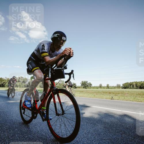 07.09.2025 - 19. Norderstedt Triathlon Michael Burmester http://msf.ph/oto/8860393 07.09.2025 15:52:37 Radfahren 502, 923, 1049, 1444, 1587 meine-sportfotos.de