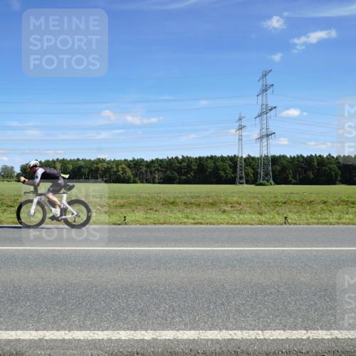 07.09.2025 - 19. Norderstedt Triathlon Michael Burmester http://msf.ph/oto/8860403 07.09.2025 13:50:38 Radfahren 388, 1032, 1471 meine-sportfotos.de