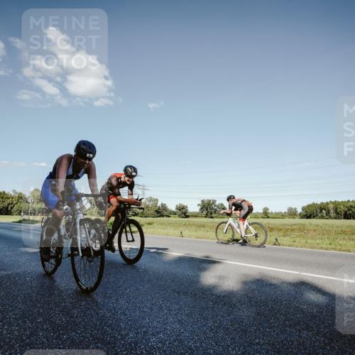 07.09.2025 - 19. Norderstedt Triathlon Michael Burmester http://msf.ph/oto/8860411 07.09.2025 15:52:45 Radfahren 376, 515, 520, 535, 1056, 1096 meine-sportfotos.de