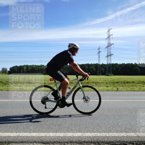 07.09.2025 - 19. Norderstedt Triathlon Michael Burmester http://msf.ph/oto/8860414 07.09.2025 11:49:49 Radfahren 253, 1223 meine-sportfotos.de