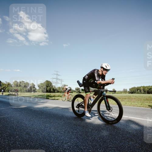 07.09.2025 - 19. Norderstedt Triathlon Michael Burmester http://msf.ph/oto/8860418 07.09.2025 15:52:47 Radfahren 376, 515, 520, 535, 956, 1056, 1096 meine-sportfotos.de