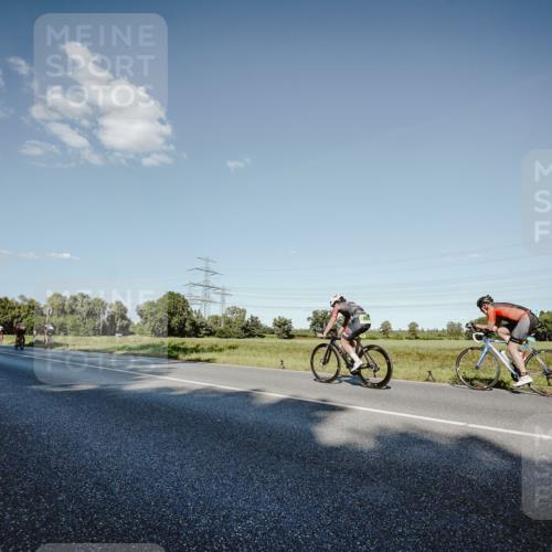 07.09.2025 - 19. Norderstedt Triathlon Michael Burmester http://msf.ph/oto/8860435 07.09.2025 15:52:50 Radfahren 515, 535, 956, 1586 meine-sportfotos.de