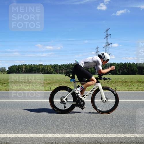 07.09.2025 - 19. Norderstedt Triathlon Michael Burmester http://msf.ph/oto/8860445 07.09.2025 13:51:22 Radfahren 876, 963, 1421 meine-sportfotos.de