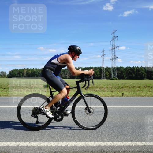 07.09.2025 - 19. Norderstedt Triathlon Michael Burmester http://msf.ph/oto/8860449 07.09.2025 13:51:23 Radfahren 876, 963, 1421 meine-sportfotos.de