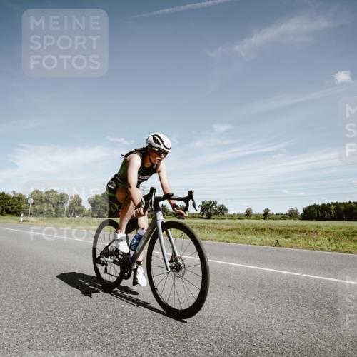 07.09.2025 - 19. Norderstedt Triathlon Michael Burmester http://msf.ph/oto/8860459 07.09.2025 12:56:01 Radfahren 707, 1391 meine-sportfotos.de