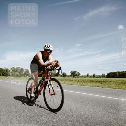 07.09.2025 - 19. Norderstedt Triathlon Michael Burmester http://msf.ph/oto/8860462 07.09.2025 12:56:02 Radfahren 707, 1391 meine-sportfotos.de