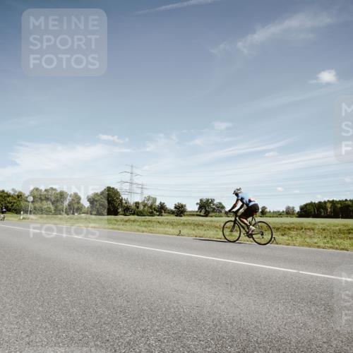 07.09.2025 - 19. Norderstedt Triathlon Michael Burmester http://msf.ph/oto/8860480 07.09.2025 12:56:16 Radfahren 171, 337 meine-sportfotos.de