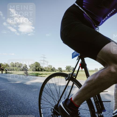 07.09.2025 - 19. Norderstedt Triathlon Michael Burmester http://msf.ph/oto/8860489 07.09.2025 15:53:04 Radfahren 396, 870, 929, 1063, 1095, 1409, 1435, 1452, 1614 meine-sportfotos.de