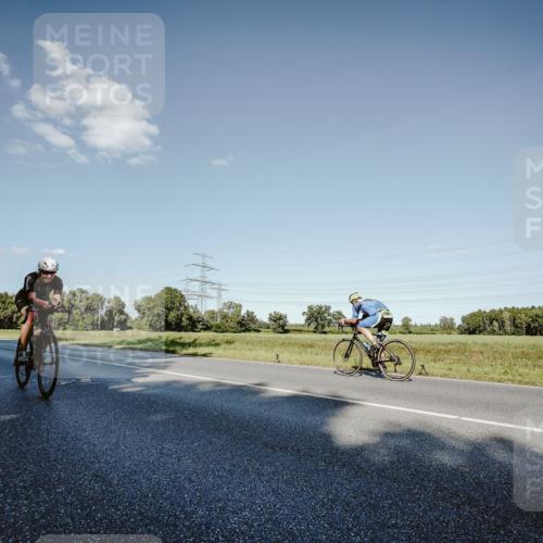 07.09.2025 - 19. Norderstedt Triathlon Michael Burmester http://msf.ph/oto/8860496 07.09.2025 15:53:07 Radfahren 870, 929, 1063, 1095, 1435, 1452 meine-sportfotos.de