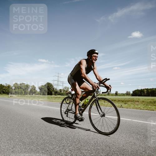 07.09.2025 - 19. Norderstedt Triathlon Michael Burmester http://msf.ph/oto/8860508 07.09.2025 12:56:40 Radfahren 159, 316 meine-sportfotos.de