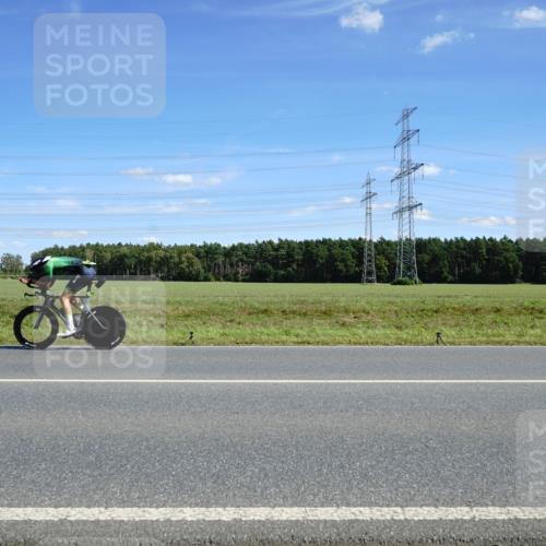 07.09.2025 - 19. Norderstedt Triathlon Michael Burmester http://msf.ph/oto/8860513 07.09.2025 13:51:49 Radfahren 400 meine-sportfotos.de