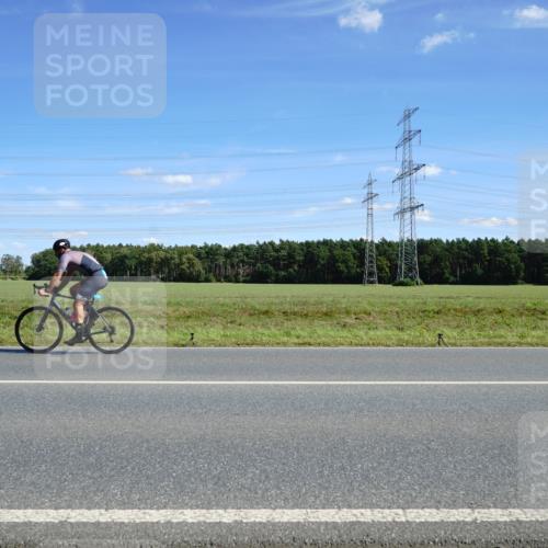 07.09.2025 - 19. Norderstedt Triathlon Michael Burmester http://msf.ph/oto/8860518 07.09.2025 13:51:52 Radfahren 983 meine-sportfotos.de