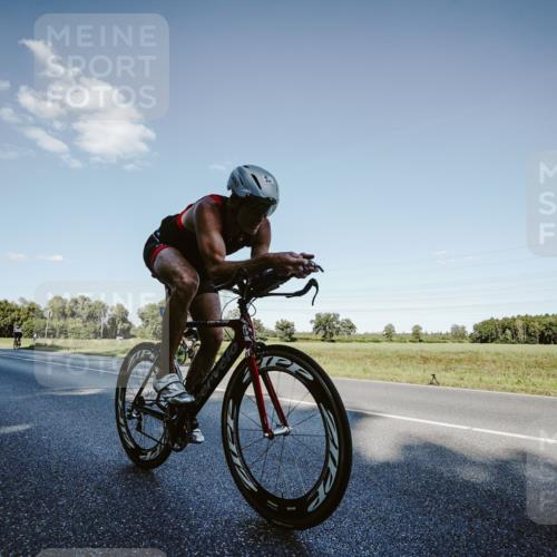 07.09.2025 - 19. Norderstedt Triathlon Michael Burmester http://msf.ph/oto/8860531 07.09.2025 15:53:18 Radfahren 415, 418, 496, 497, 890, 1537 meine-sportfotos.de