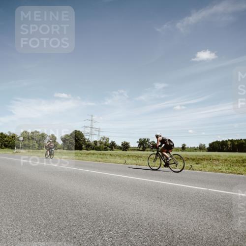 07.09.2025 - 19. Norderstedt Triathlon Michael Burmester http://msf.ph/oto/8860544 07.09.2025 12:57:00 Radfahren 222, 322, 1264, 1298 meine-sportfotos.de
