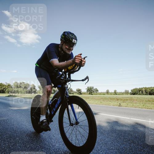 07.09.2025 - 19. Norderstedt Triathlon Michael Burmester http://msf.ph/oto/8860546 07.09.2025 15:53:28 Radfahren 362, 505, 864, 953 meine-sportfotos.de