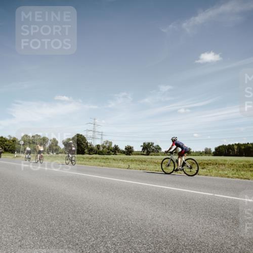 07.09.2025 - 19. Norderstedt Triathlon Michael Burmester http://msf.ph/oto/8860554 07.09.2025 12:57:04 Radfahren 1264, 1298 meine-sportfotos.de
