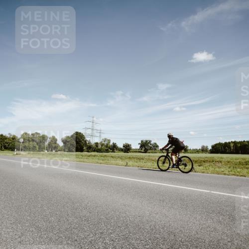07.09.2025 - 19. Norderstedt Triathlon Michael Burmester http://msf.ph/oto/8860568 07.09.2025 12:57:11 Radfahren 197, 266, 315 meine-sportfotos.de