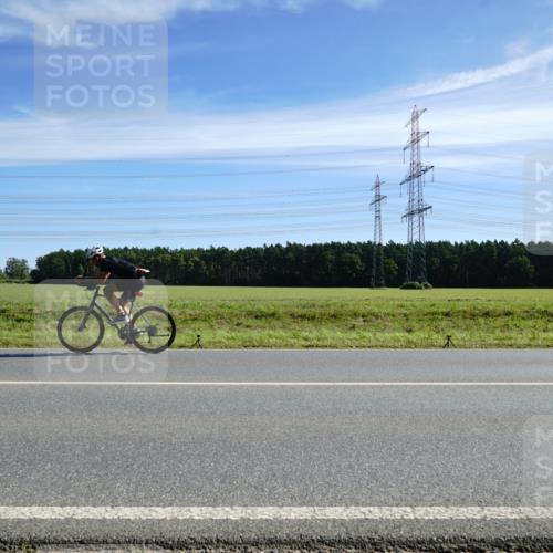 07.09.2025 - 19. Norderstedt Triathlon Michael Burmester http://msf.ph/oto/8860576 07.09.2025 11:52:16 Radfahren 719 meine-sportfotos.de