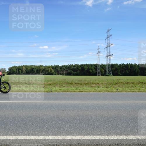 07.09.2025 - 19. Norderstedt Triathlon Michael Burmester http://msf.ph/oto/8860578 07.09.2025 13:52:29 Radfahren 361, 366, 962, 1462 meine-sportfotos.de