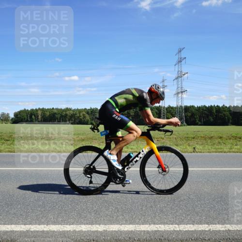 07.09.2025 - 19. Norderstedt Triathlon Michael Burmester http://msf.ph/oto/8860597 07.09.2025 13:52:36 Radfahren 900, 1468 meine-sportfotos.de
