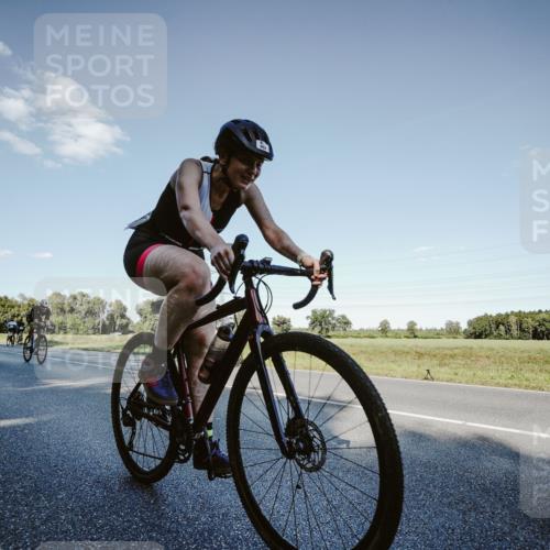 07.09.2025 - 19. Norderstedt Triathlon Michael Burmester http://msf.ph/oto/8860612 07.09.2025 15:53:52 Radfahren 493, 542, 889, 931, 952, 955, 1053, 1072, 1091, 1427, 1553, 1577 meine-sportfotos.de