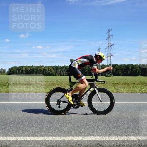 07.09.2025 - 19. Norderstedt Triathlon Michael Burmester http://msf.ph/oto/8860647 07.09.2025 13:53:32 Radfahren 879, 978, 988 meine-sportfotos.de