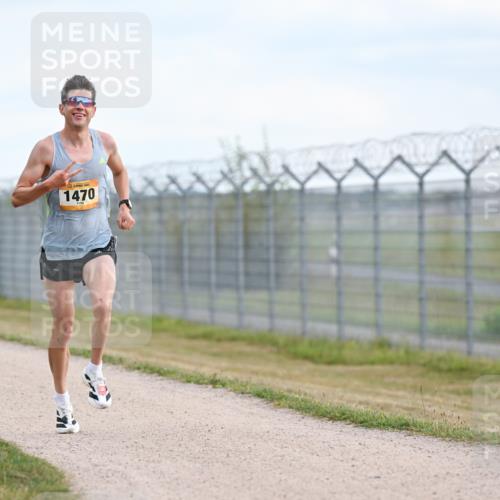14.09.2025 - Airport Race Dr. Thomas Lammeyer http://msf.ph/oto/8860675 14.09.2025 11:45:57 Laufen 1470 meine-sportfotos.de