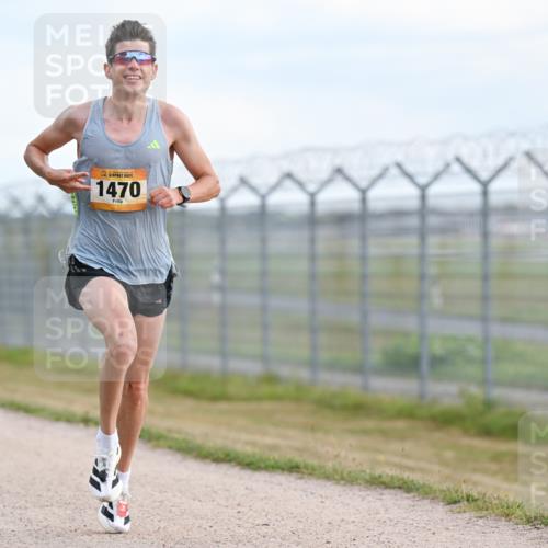 14.09.2025 - Airport Race Dr. Thomas Lammeyer http://msf.ph/oto/8860683 14.09.2025 11:45:58 Laufen 1470 meine-sportfotos.de