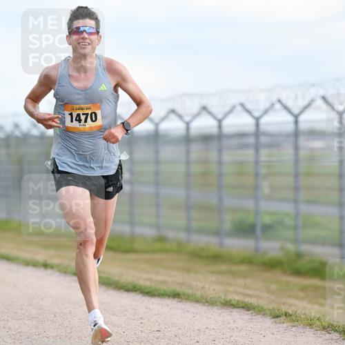 14.09.2025 - Airport Race Dr. Thomas Lammeyer http://msf.ph/oto/8860684 14.09.2025 11:45:58 Laufen 1470 meine-sportfotos.de