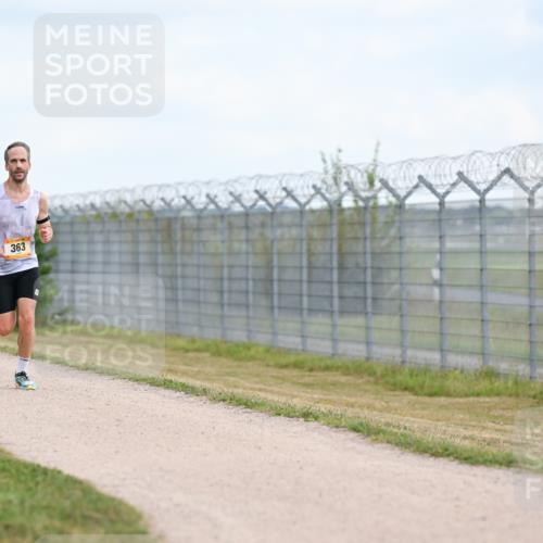 14.09.2025 - Airport Race Dr. Thomas Lammeyer http://msf.ph/oto/8860689 14.09.2025 11:48:41 Laufen 363 meine-sportfotos.de