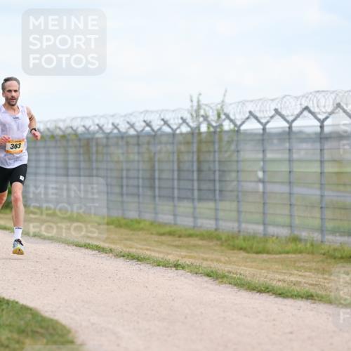 14.09.2025 - Airport Race Dr. Thomas Lammeyer http://msf.ph/oto/8860693 14.09.2025 11:48:41 Laufen 363 meine-sportfotos.de