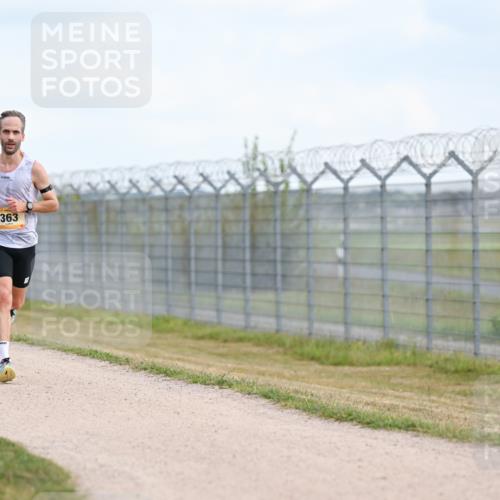 14.09.2025 - Airport Race Dr. Thomas Lammeyer http://msf.ph/oto/8860696 14.09.2025 11:48:41 Laufen 363 meine-sportfotos.de