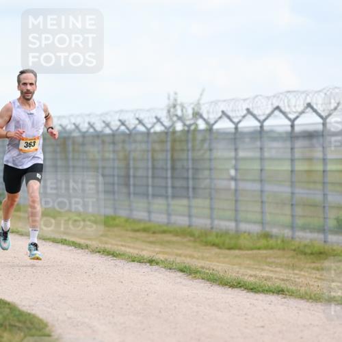 14.09.2025 - Airport Race Dr. Thomas Lammeyer http://msf.ph/oto/8860698 14.09.2025 11:48:42 Laufen 363 meine-sportfotos.de