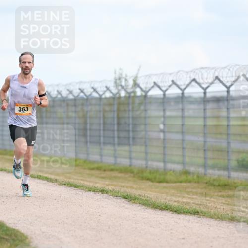 14.09.2025 - Airport Race Dr. Thomas Lammeyer http://msf.ph/oto/8860700 14.09.2025 11:48:42 Laufen 363 meine-sportfotos.de